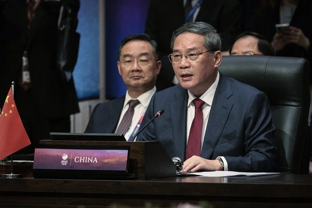 中國總理李強首度以中央金融委員會主任亮相　全面加強監管