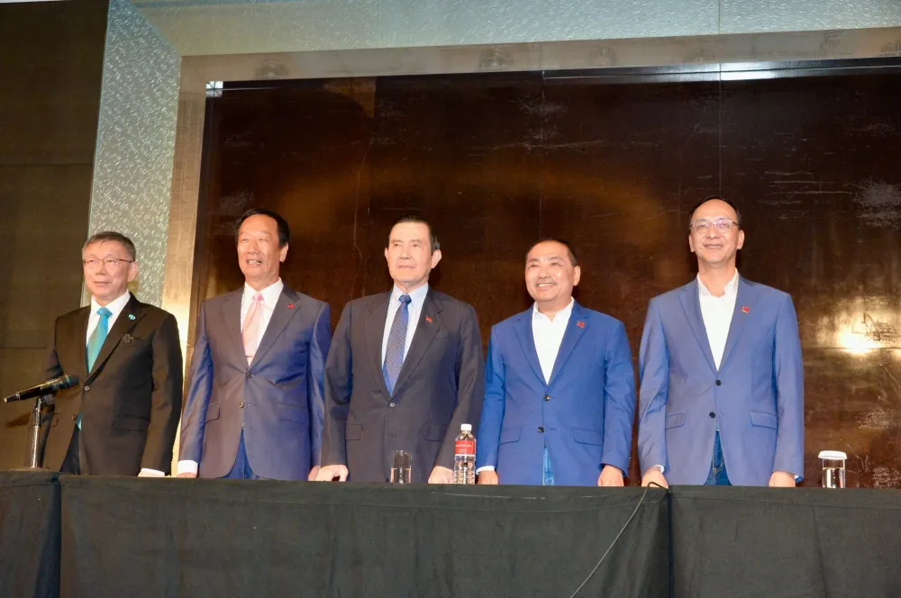 【藍白攤牌最終頁】郭台銘稱「不速之客」　馬英九：我是見證人，不發言