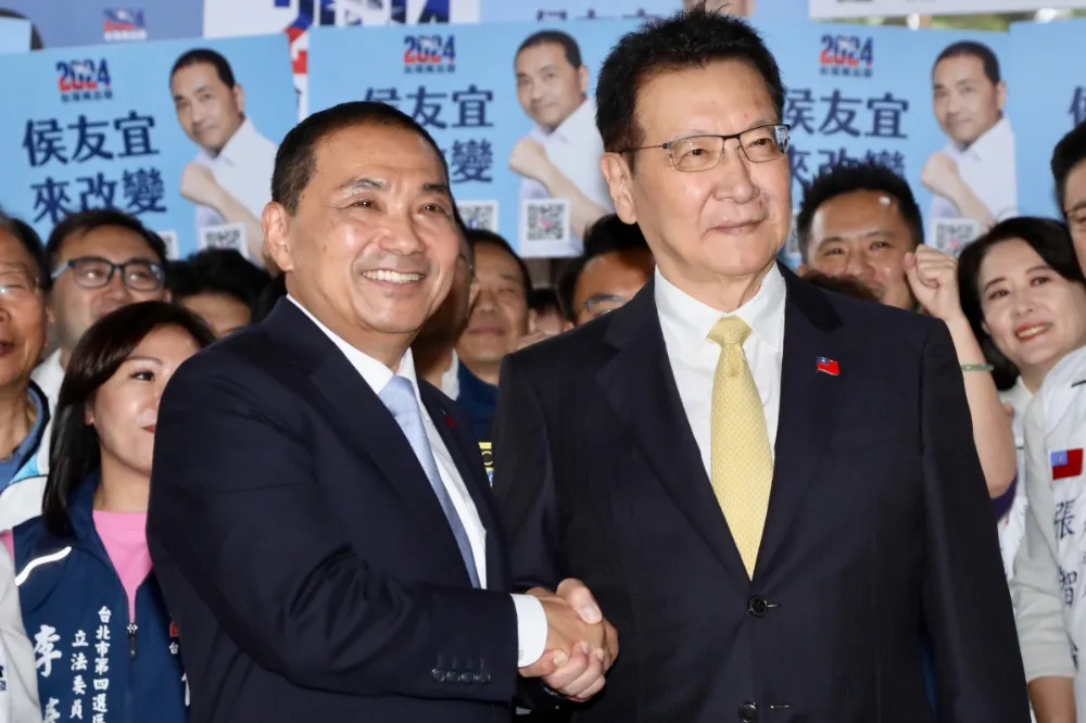 分進合擊拚逆轉勝！　侯友宜跑中南部衝票、趙少康穩固北台灣基本盤