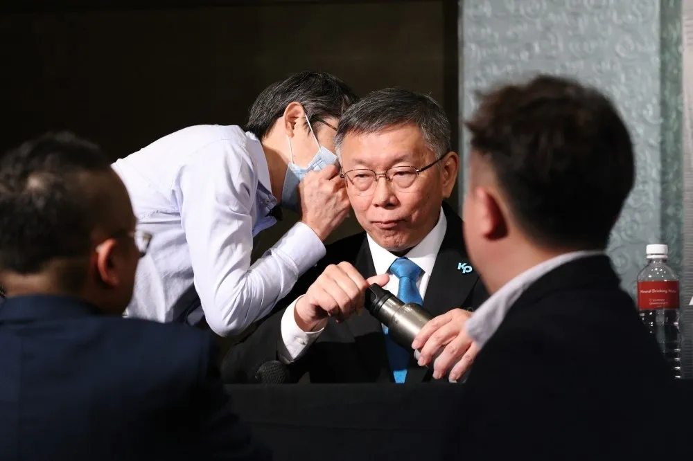 吳崑玉：共產黨丟包柯Ｐ啟示錄
