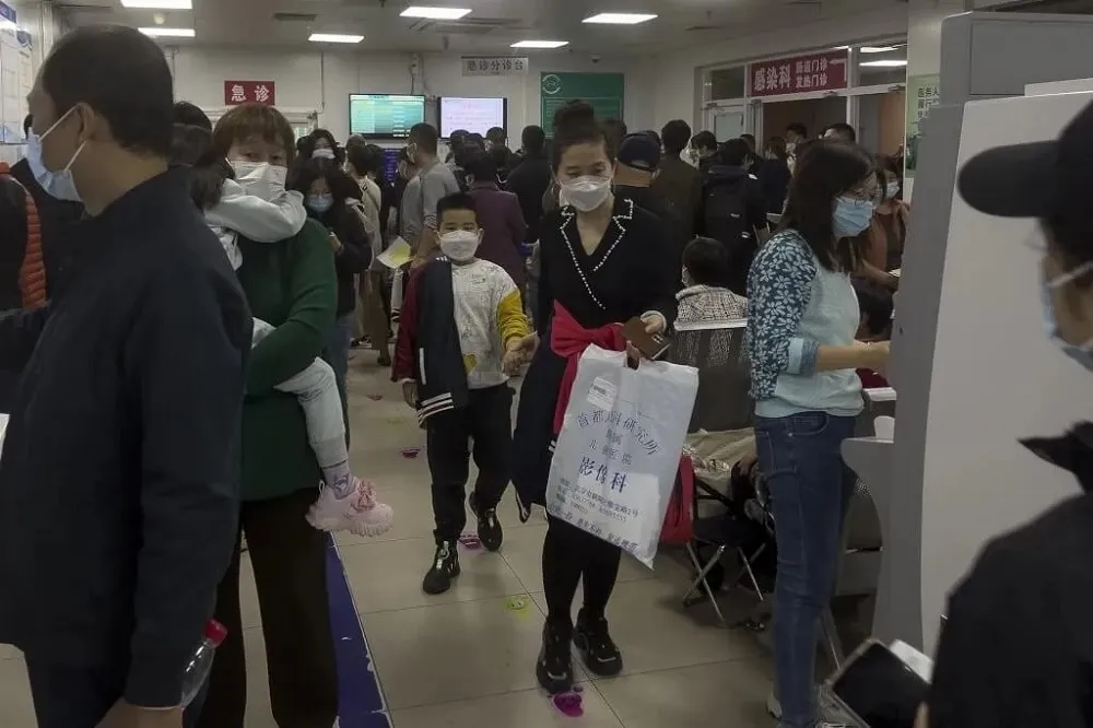 【有片】中國「黴漿菌肺炎」多病流行大爆發　專家：疫情高峰會延續到春節