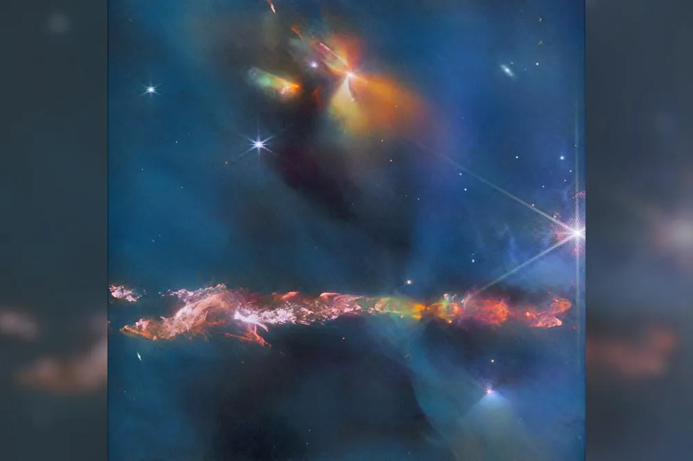 韋伯望遠鏡曝最新影像　見證恆星初生的隱形烈焰交織