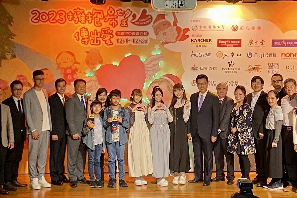 鋒芒畢露搶走侯友宜風采？　趙少康自比趙子龍：兄弟一場全力拚搏