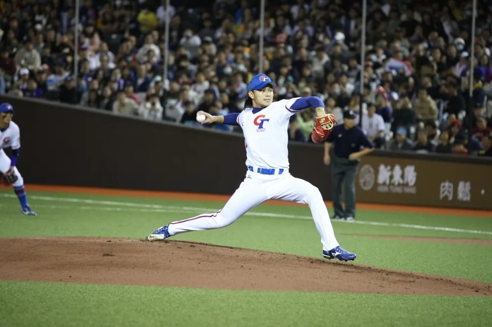 亞錦賽台灣完封韓國4：0奪首勝　徐若熙飆10K優質好投
