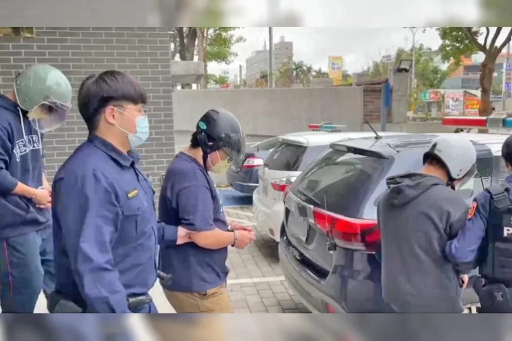 家樂福火警3嫌玩火釀災各2萬元交保　2人繳不出保金改限制住居