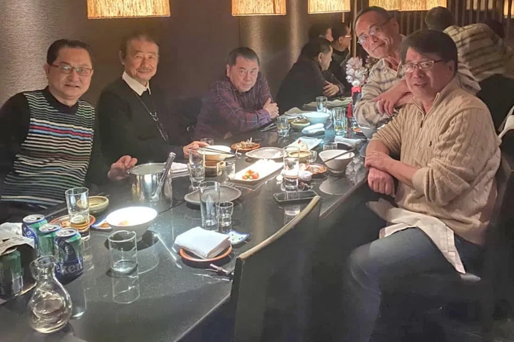 陳文茜稱施明德因肝癌復發命危住加護病房　游盈隆PO合照 ：Nori桑應可脫離險境