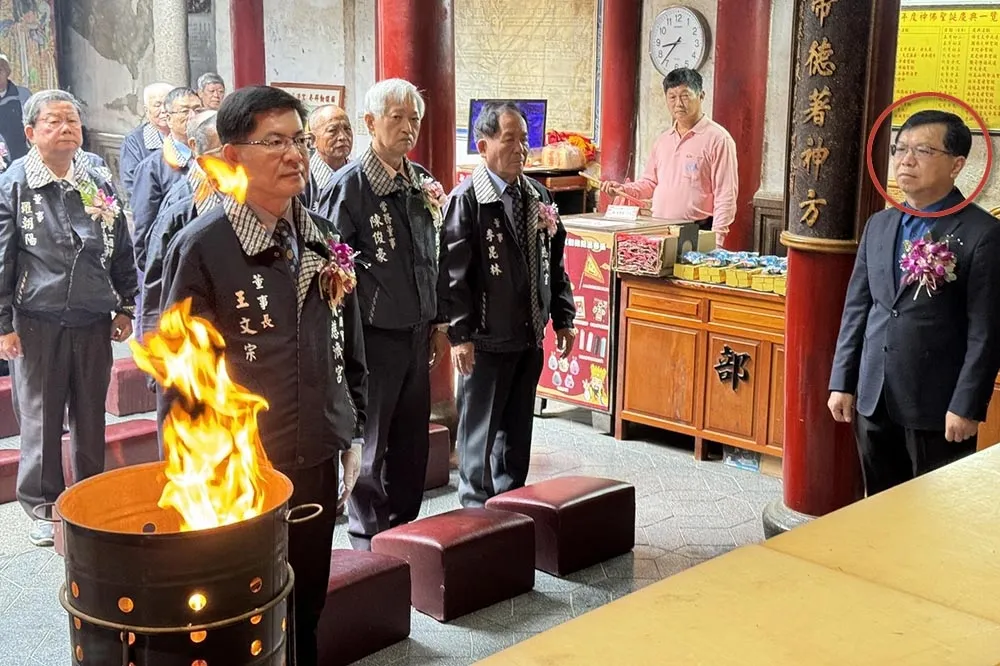 【學甲88槍擊案】主嫌王文宗連任宮廟董座　政院顧問監誓挨轟幫黑金背書