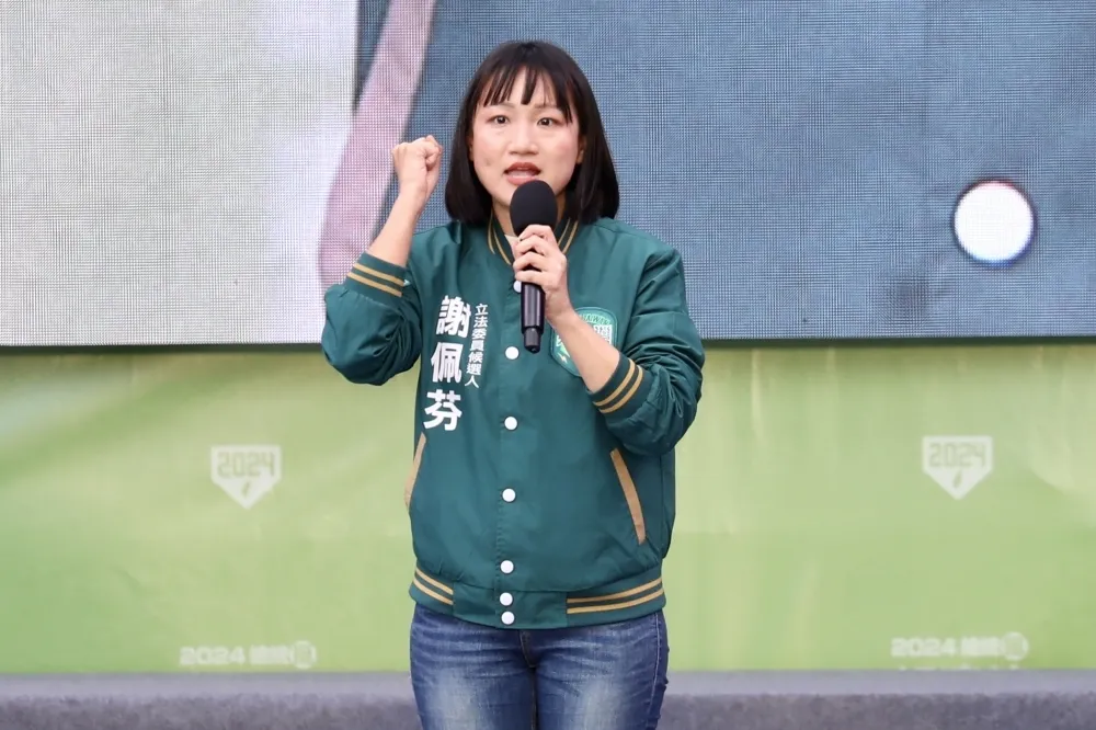 王鴻薇跑萬華開直播只為政治聲量　謝佩芬發文斥：雙標王、假正義