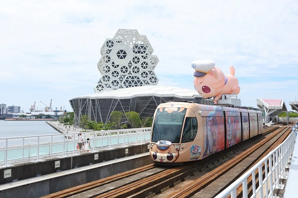 2024最新拍照打卡熱點底家　在都市也能看到列車穿梭綠蔭中 