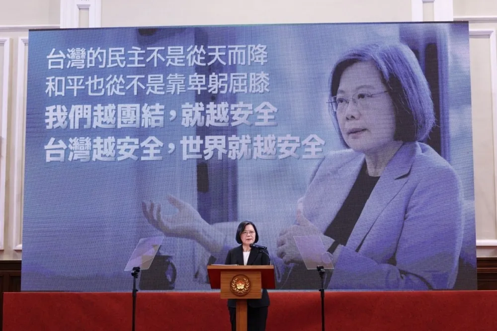 《時代如何轉了彎：蔡英文與台灣轉型八年》　12/14 松菸誠品新書發表會