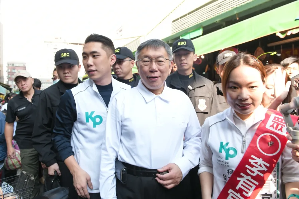 柯文哲指侯康配親中不會勝選　今再諷「抹紅他們剛好而已」