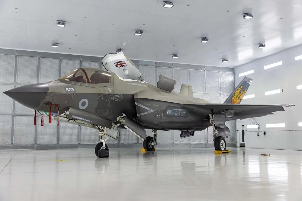 【有片】重啟82年歷史「鳳凰」中隊　英國皇家海軍首支F-35B單位成軍