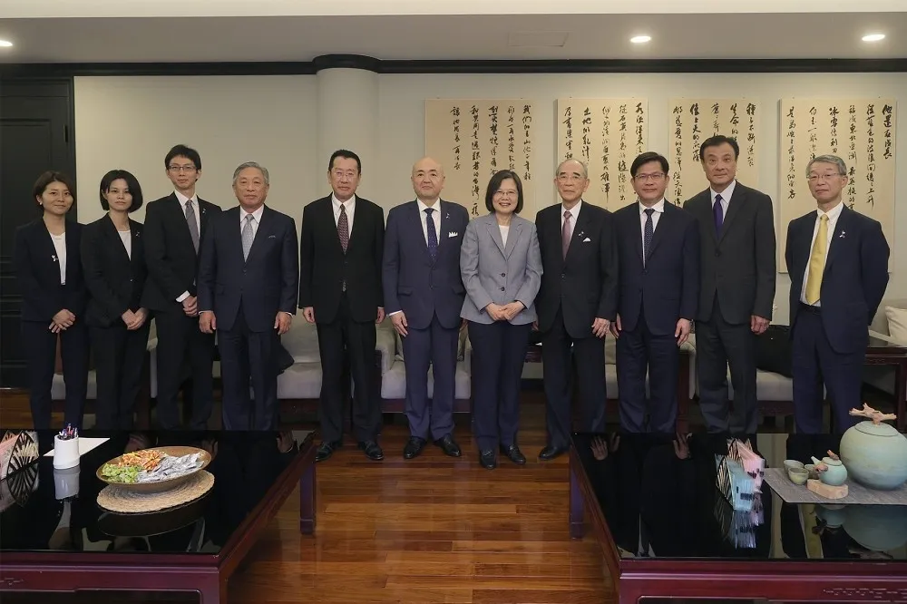 同日先後會見日交協代表及會長　蔡英文再為加入CPTPP爭取支持