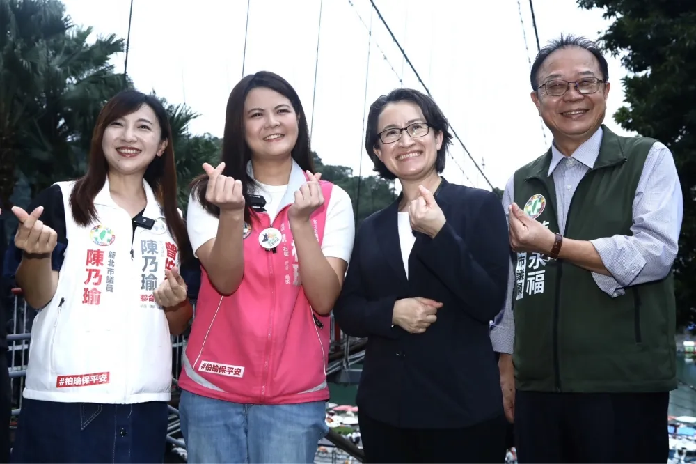 赴深藍艱困區新店幫曾柏瑜站台　蕭美琴籲民眾疼惜送她進立院