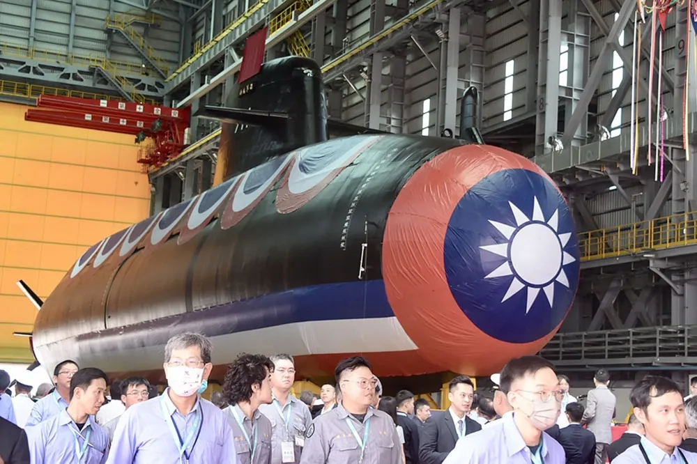 海鯤號原型艦系統併聯測試順利　可望明年3月進入海測
