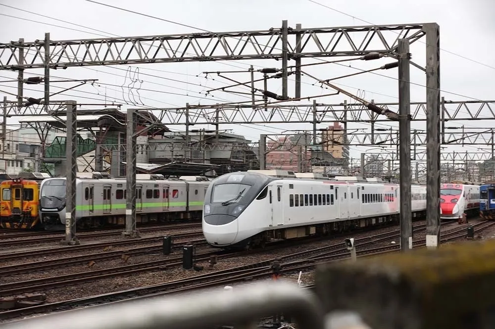 台中少女落軌遭列車撞擊　頭部受創仍在醫院治療