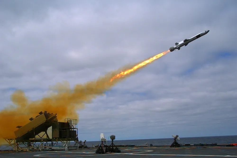 【有片】配合F-110型巡防艦研發　西班牙簽約採購「海軍打擊飛彈」