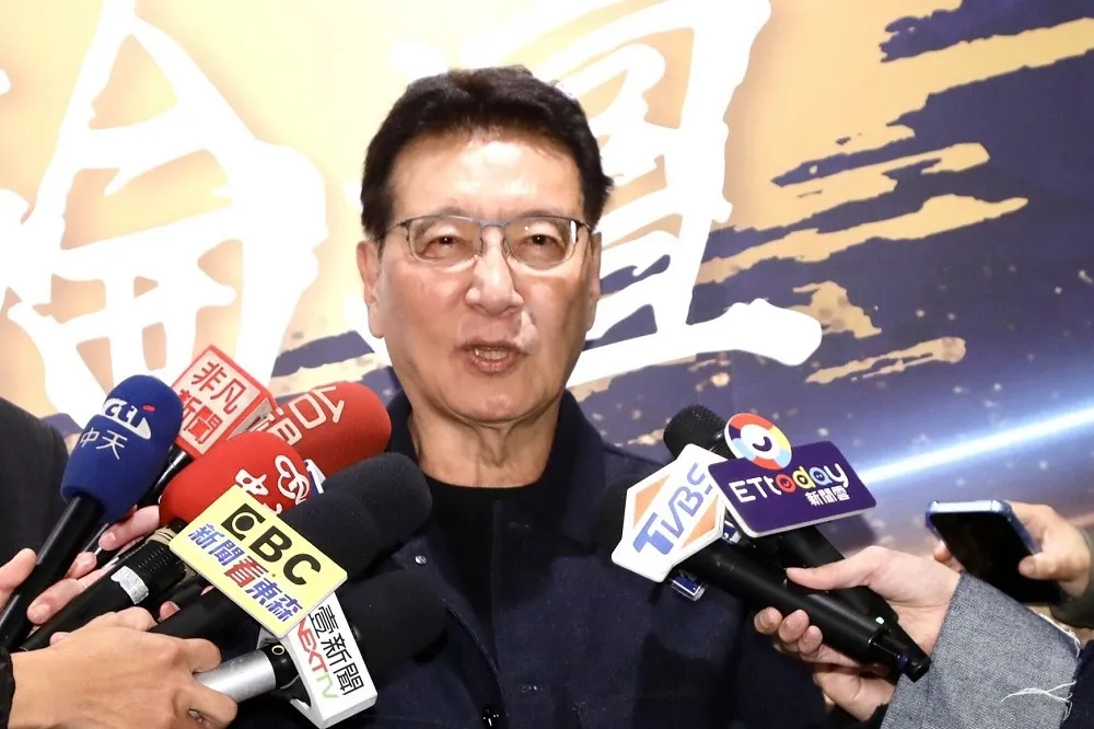 【搶攻學生票】遭轟不辭中廣不知是非對錯　趙少康回嗆柯文哲：不要變暴君