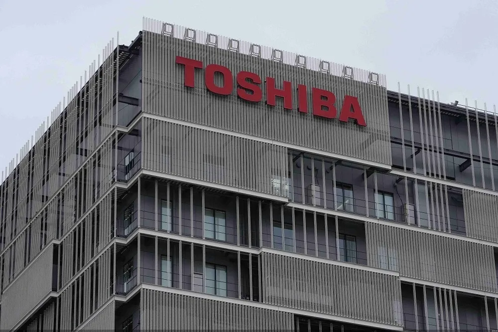 深陷醜聞與經營危機　東芝掛牌74年後黯然下市