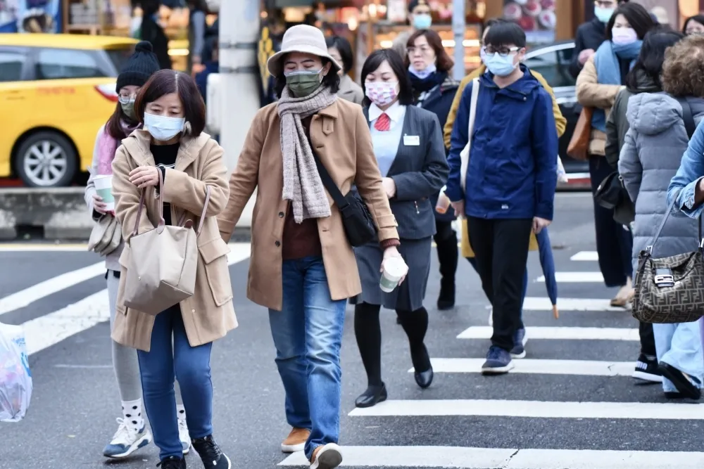 好冷！9縣市低溫特報　北北基桃氣溫恐剩10度以下