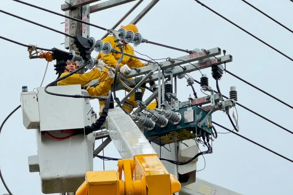 台電招考1103名職缺創新高　起薪3.2萬、明年1/2開放報名
