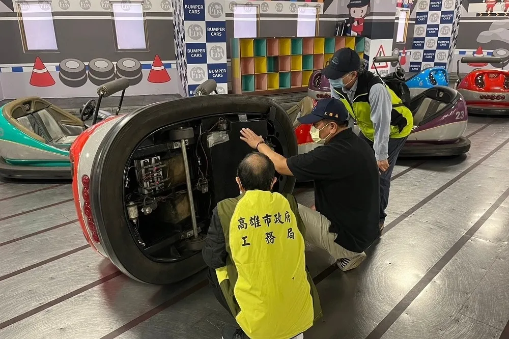 跨年來高雄FUN開玩　工務局加強安檢機械遊樂設施
