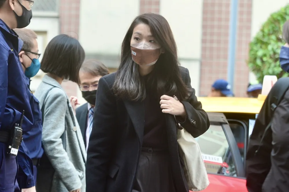 貪污案勘驗偵訊光碟檢辯交火　高虹安聲請傳陳琬惠、男友李忠庭等人