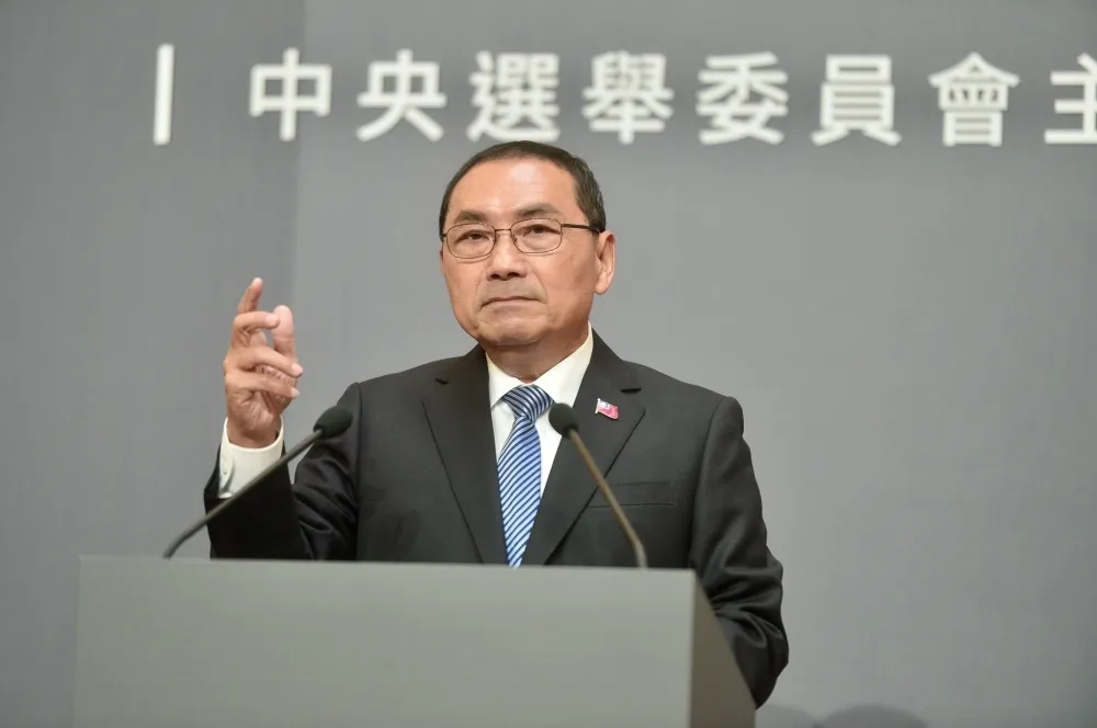 【備戰辯論會】侯友宜鎖定主攻綠營執政3大弊端　鋪陳「棄柯」唯一投藍