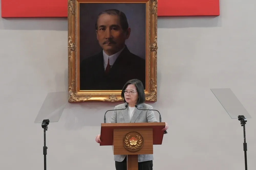 【國中生割頸案】補強校園安全　蔡英文：下周邀六都討論開會