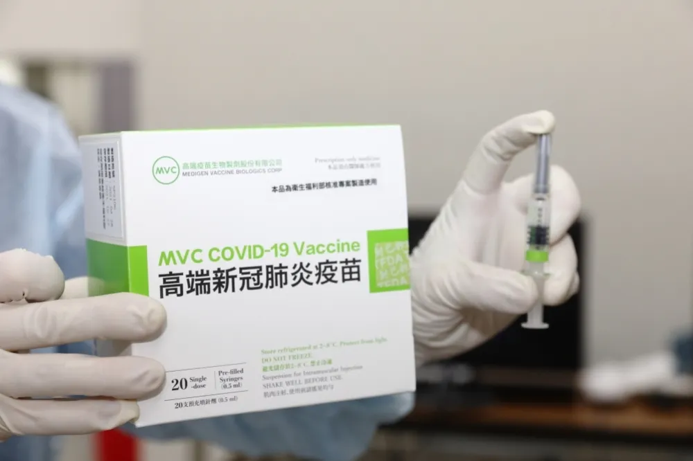 藍白合攻疫苗採購賴清德籲公開合約　薛瑞元：會盡可能說服高端