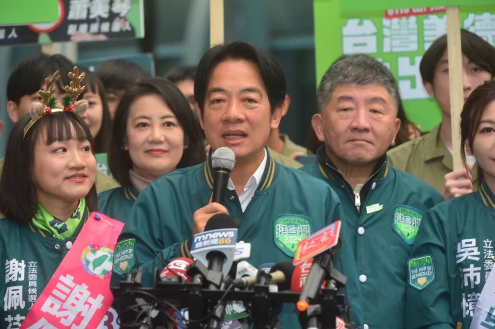 不爽遭影射有私生子　賴清德提告邱毅、謝龍介