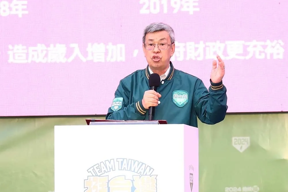 駁高端疫苗採購爭議　陳建仁：疾管署正洽談提早公開合約
