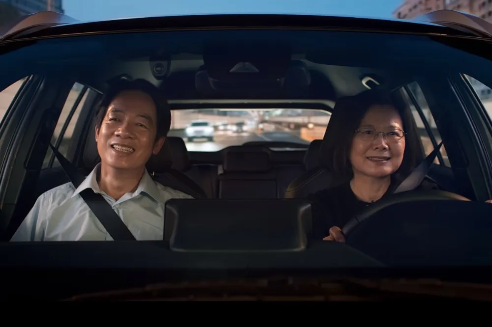 賴蕭CF《在路上》被控抄襲　導演駁：公路電影手法首次用在政治領域