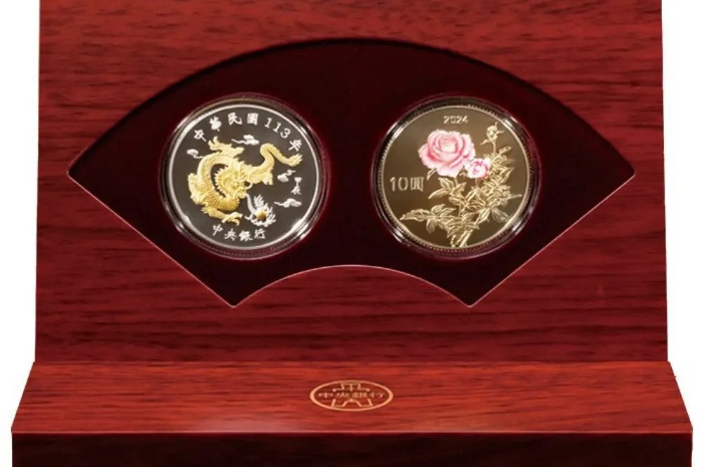 龍年紀念套幣超搶手！一開賣就搶到當機　4.5萬套3小時完售