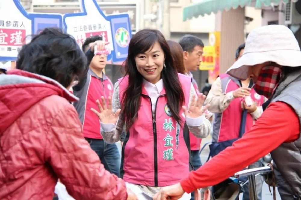 綠委被爆介入他人婚姻　林宜瑾駁斥：幫李全教助選的假消息