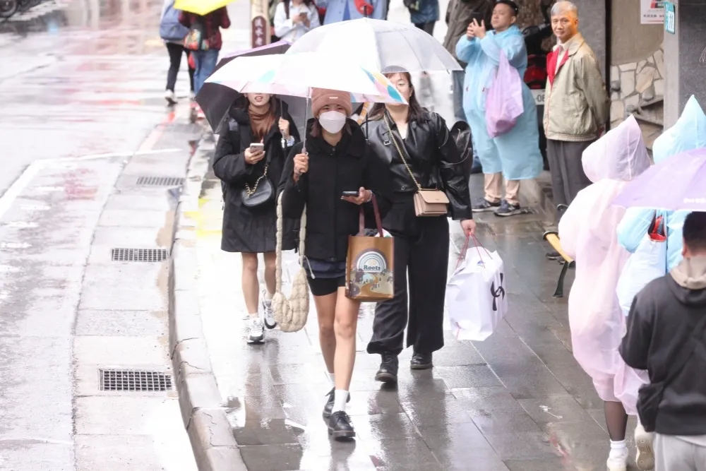 冷氣團來了！明全台急速降溫下探10度　投票日天氣曝光