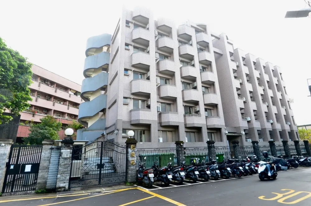 凱旋苑青年租金補貼已有1件完成審核　侯辦酸「公益信託不在路上」