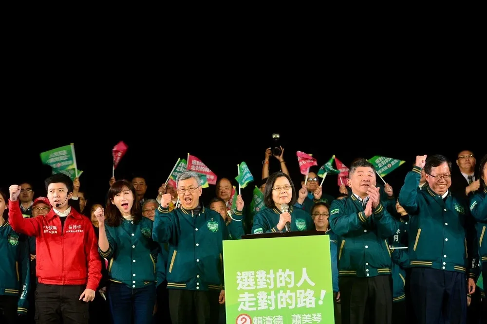 感謝台灣人民8年支持　蔡英文：擔任中華民國總統是我的光榮