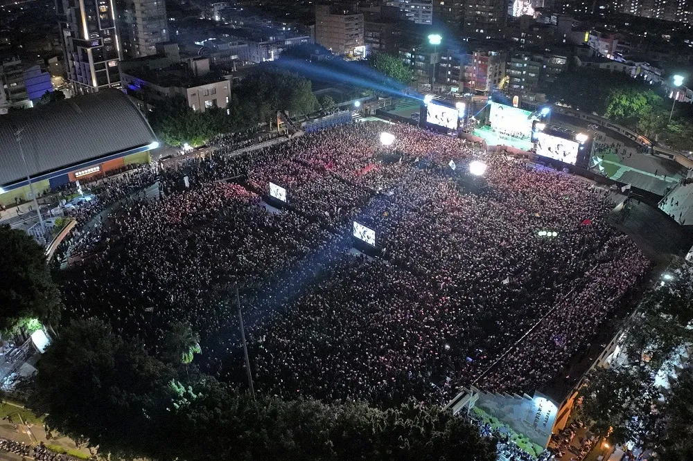【選前之夜】賴清德新北大拚場　活動未開始已湧進15萬支持者