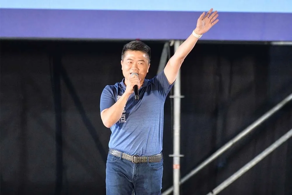 【2024大選開票】復仇成功！台中2選區顏寬恒擊敗林靜儀宣布當選