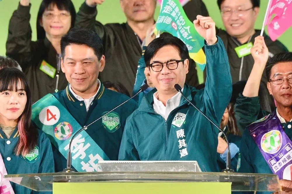 高雄綠委八仙過海　「最強母雞」陳其邁：會更謙虛傾聽民意