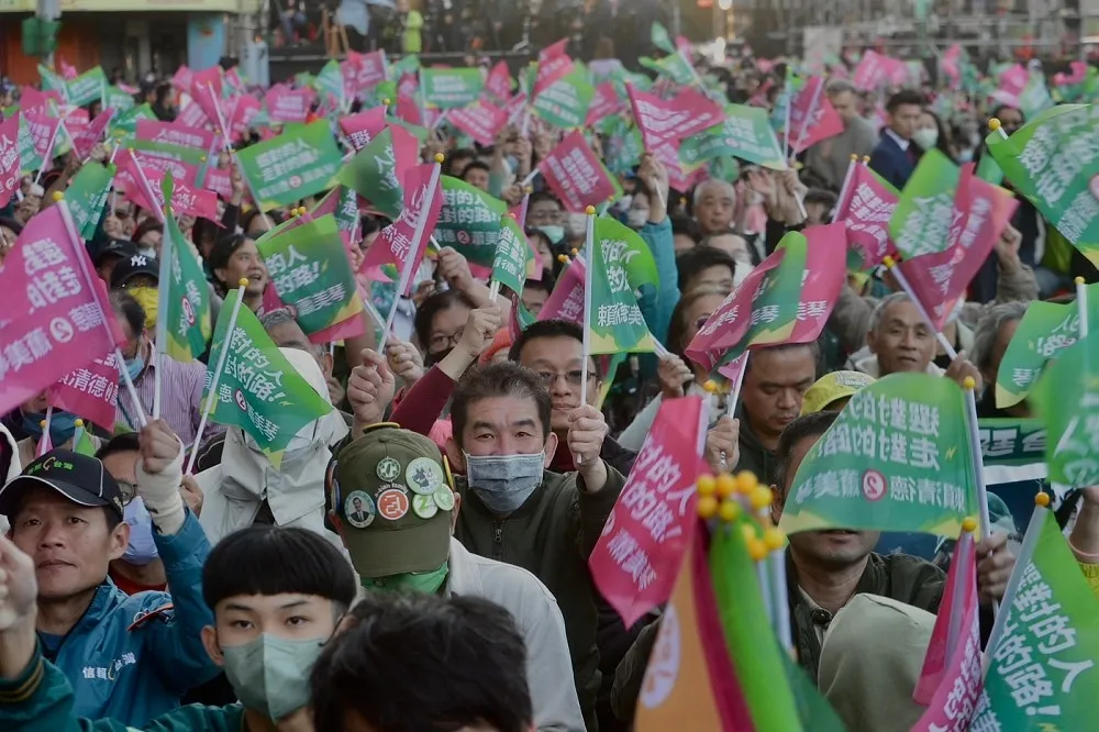 【特稿】總統勝選黨內卻拉警報！　民進黨錯失與一個世代年輕人的對話