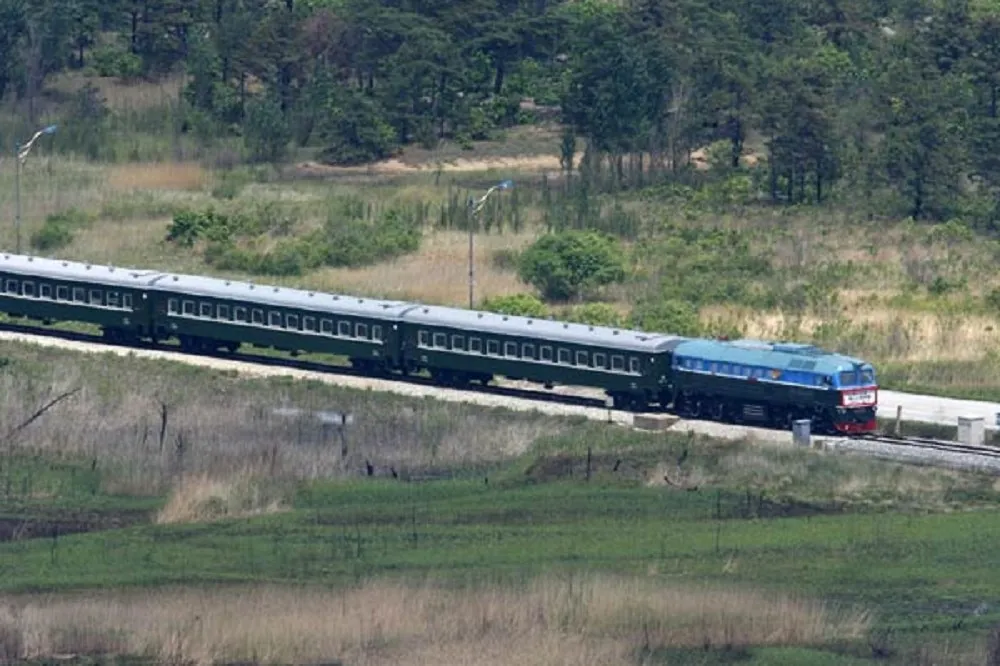 傳北韓火車出軌7節車廂掉山谷　至少400人死亡