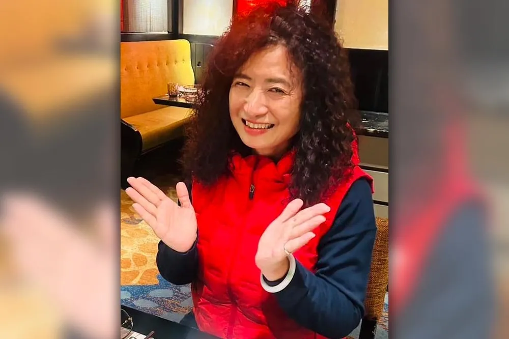 綠委蔡培慧「勇敢做自己」　捲毛爆炸頭最新造型引起熱議