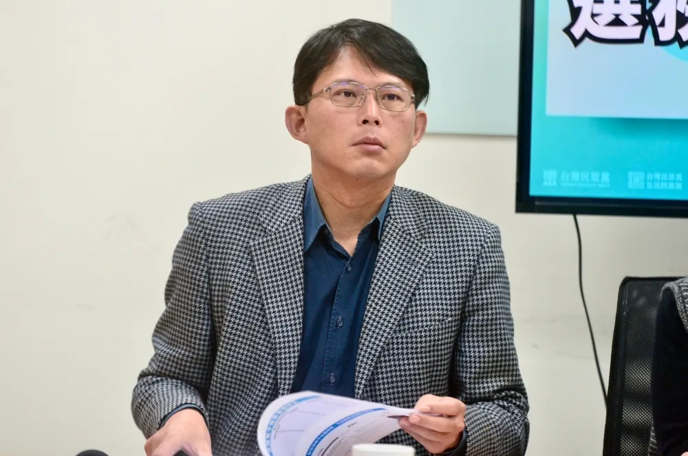 黃國昌指抖音問題在內容非載具　資安學者反酸：法律認知落後20年