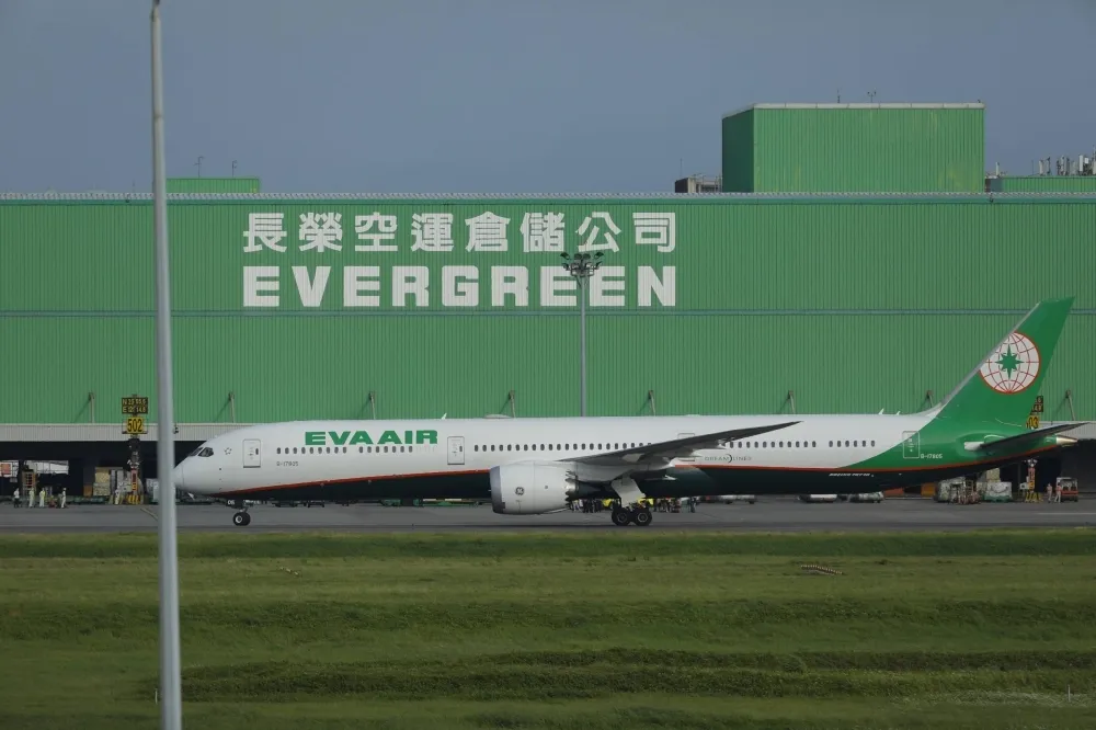 長榮航空勞資限僵局恐春節、清明連假罷工　品保協會：機位售罄、簽轉困難