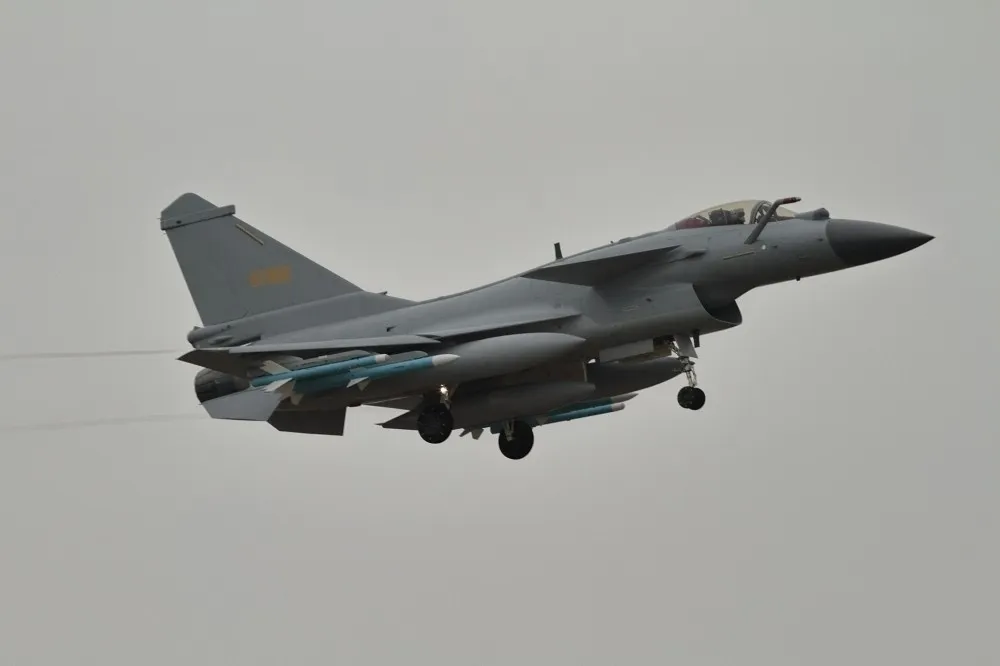 才剛取消M503航線！　中國今派22架戰機擾台、11架越海峽中線