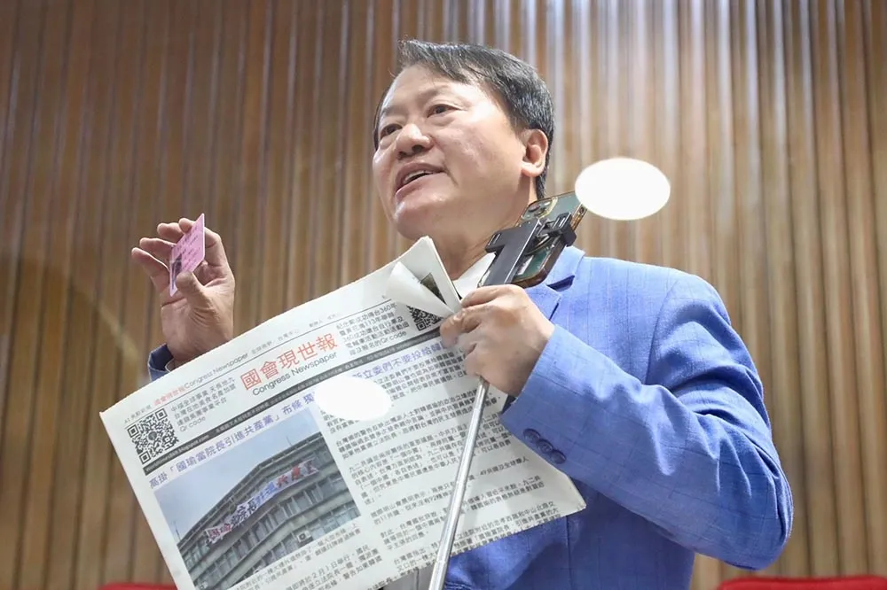 韓國瑜當選在場高喊「恭喜草包院長」　嗆聲大叔真實身分遭起底