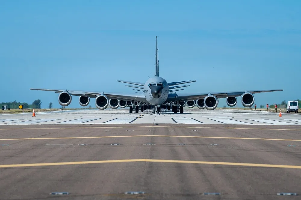 【有片】打造空中無人機母艦　美空軍擬今夏測試KC-135加油機自主飛行能力