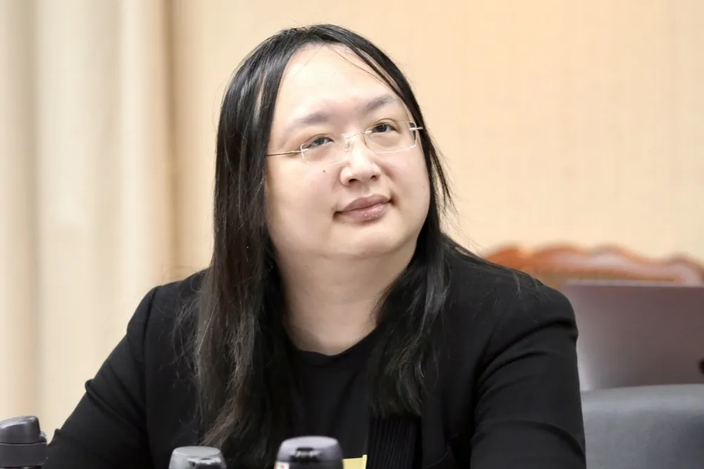 唐鳳被爆不願以「數位部長」身分出席聯合國論壇　媒體人：選後清算，該下台了